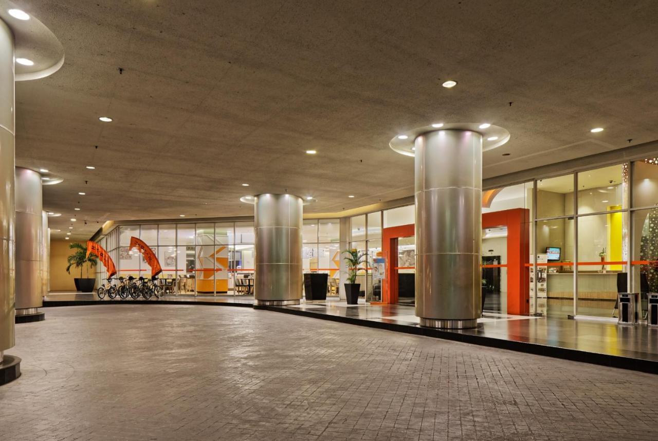 Harris Hotel And Conventions Kelapa Gading Cakarta Dış mekan fotoğraf